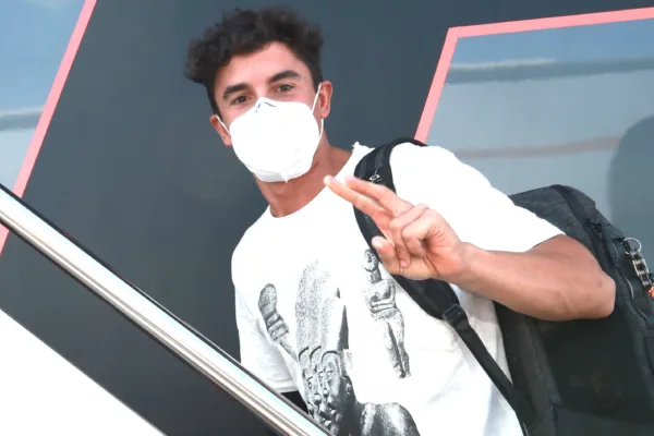 FOR SOCIAL2 O Marquez fit to ride