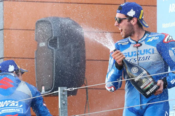FOR SOCIAL20 Alex rins takes Aragon gp win 2020