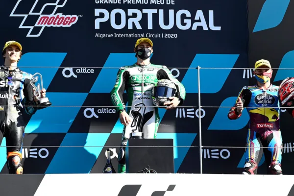 FOR SOCIAL20 Gardner claims stunning moto2 victory
