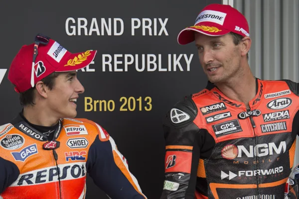 FOR Social21 Colin Edwards In The Fast Lane2