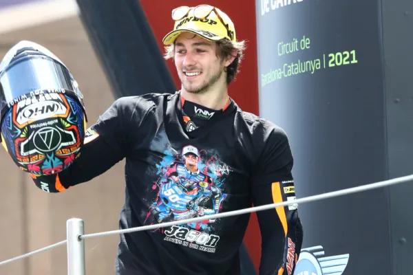 For SOCIAL21 remy gardner catalangp wrap