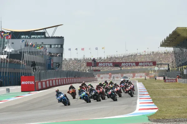 FOR SOCIALS21 what time does the 2021 dutch motogp start in australia