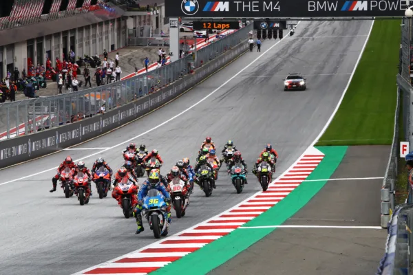 FOR SOCIALS21 what time does the 2021 styrian motogp start in australia