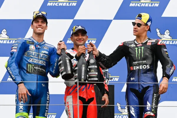 FOR SOCIALS21 fabio quartararo enjoys championship boost as jorge martin revels in maiden win