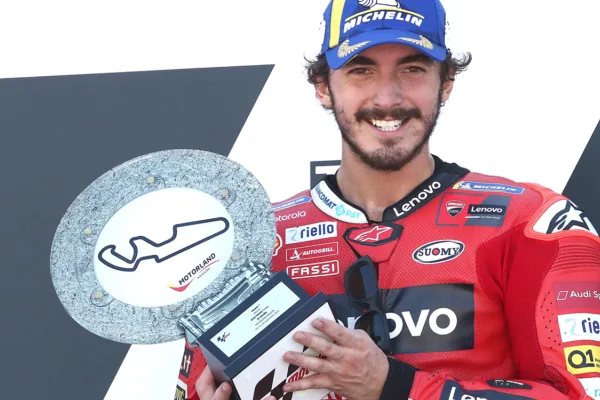 FOR SOCIAL21 bagnaia wins aragon thriller